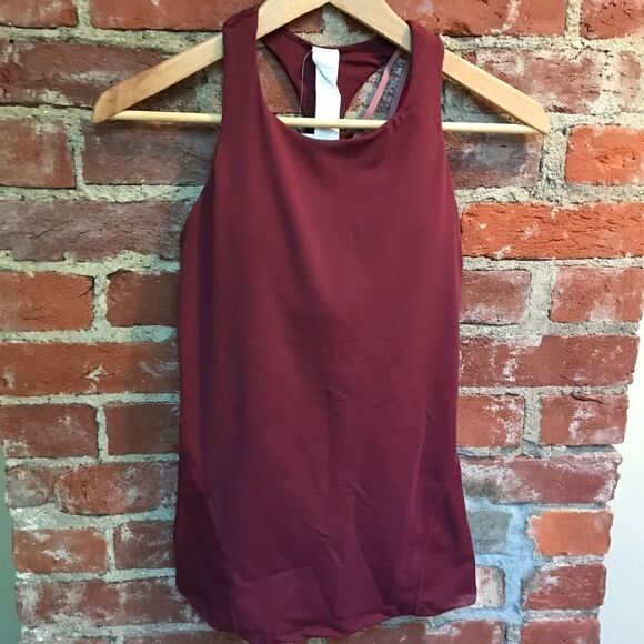 NWOT Fabletics Kessler Performance Tank  - Picture 3 of 4